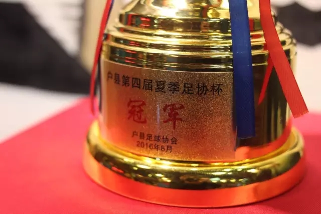 邻居撞坏我的车后，五年坚决追讨赔偿的经历